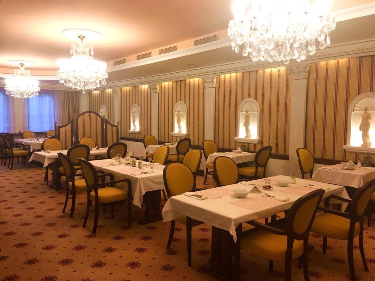 布尔诺公园酒店 外观 照片